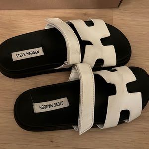 Steve Madden mayven sandals